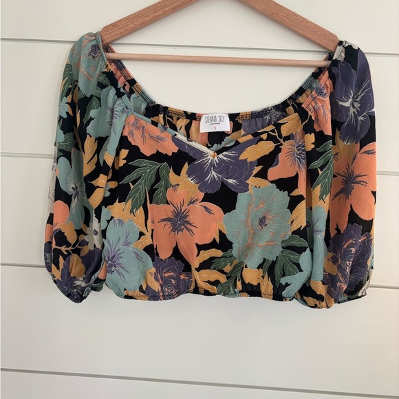 Sienna Sky Floral Crop Top - Picture 1 of 3